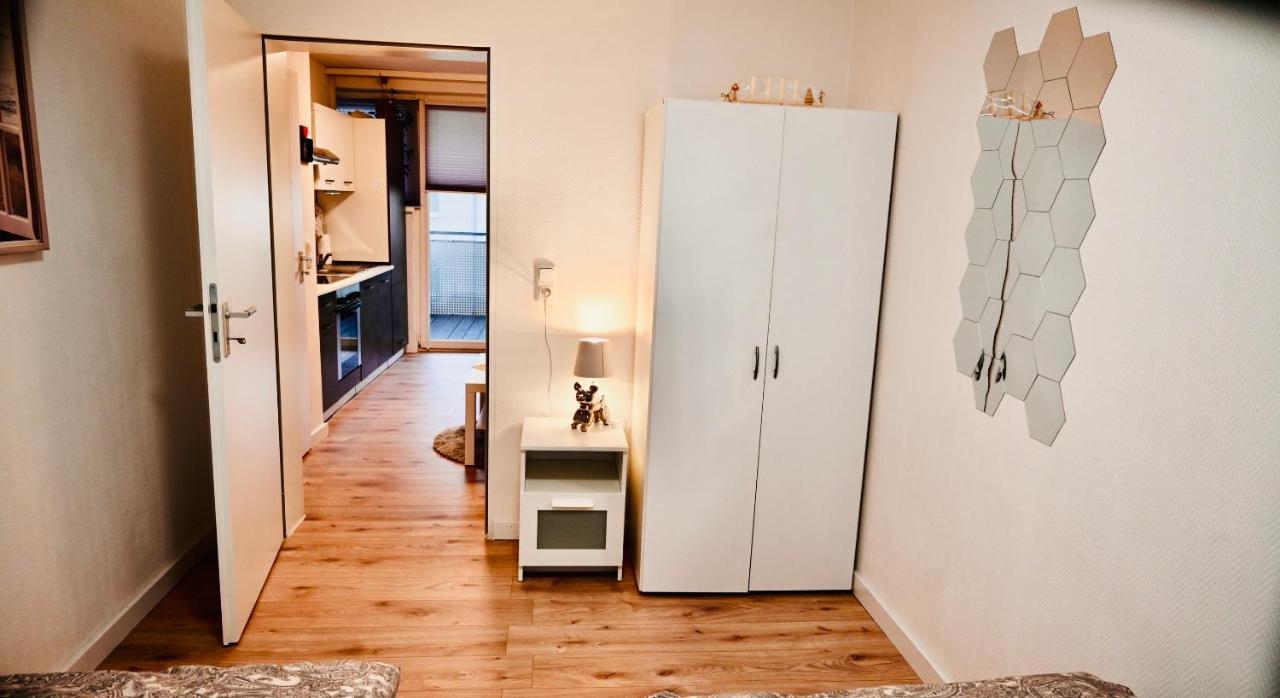 Holiday Home Cologne With Balkon - Near Cologne Fair - Temporary Living- Εξωτερικό φωτογραφία